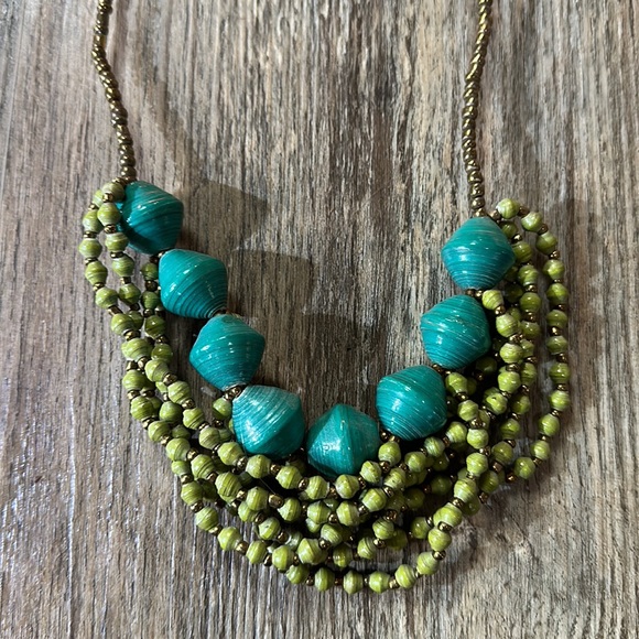 31 Bits Necklace - Picture 2 of 3